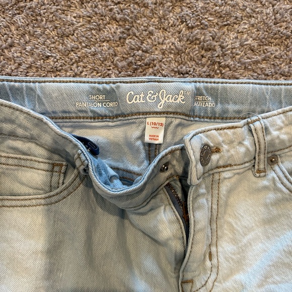Jean shorts from Cat and Jack size 10/12 - Picture 4 of 4